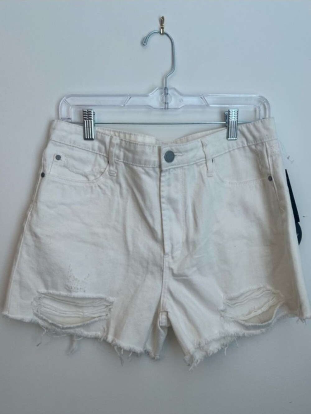 NWT Articles of Society Distressed White Denim Shorts Size 29